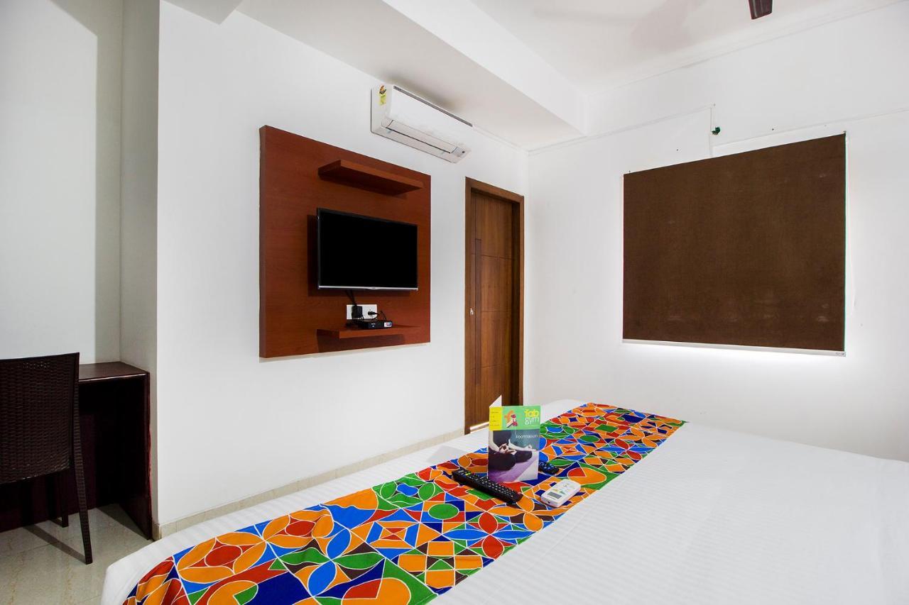 Fabhotel Limestone Suites - 750M From Yashoda Hospitals, Somajiguda Haydarabad Dış mekan fotoğraf