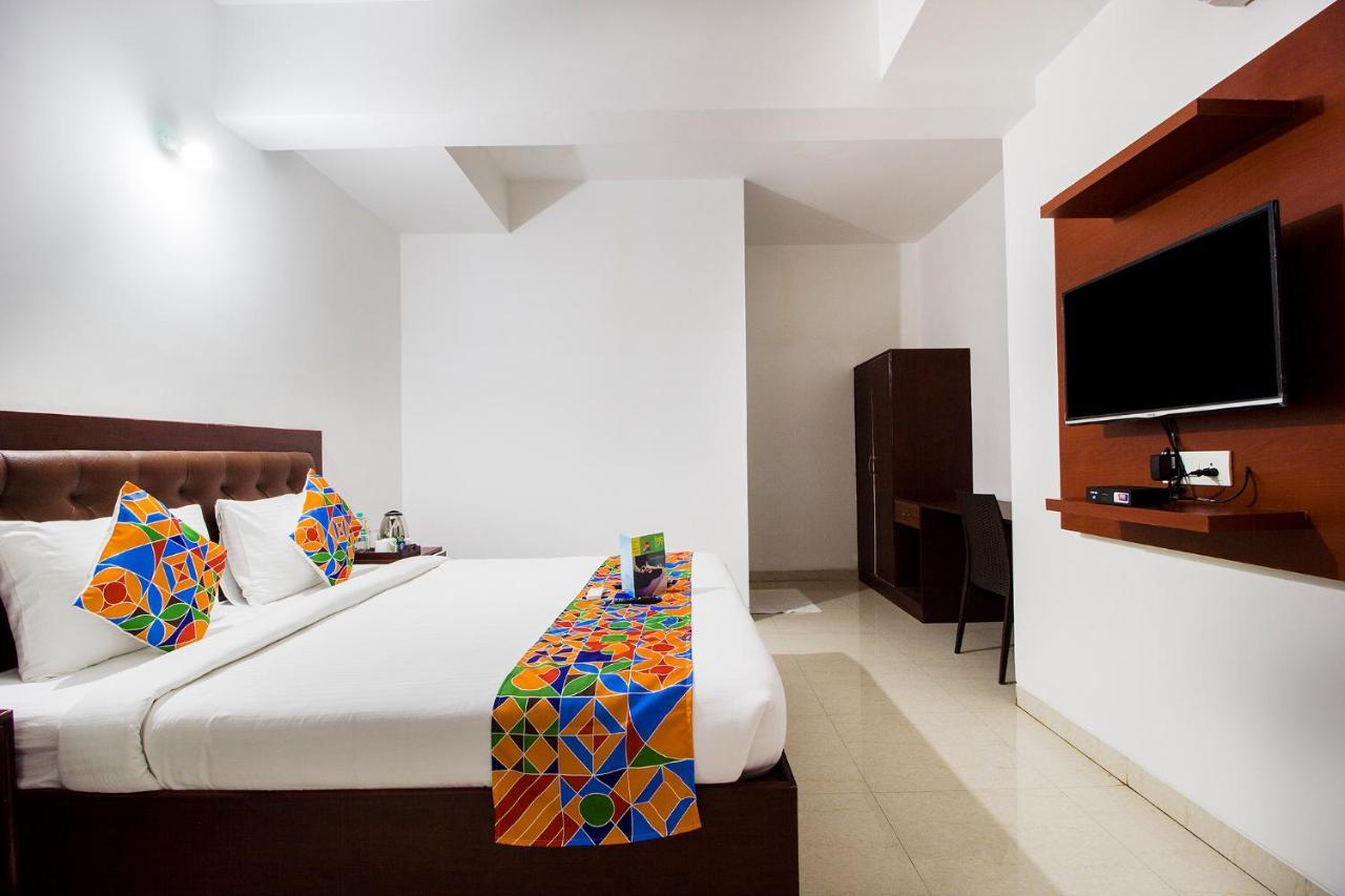 Fabhotel Limestone Suites - 750M From Yashoda Hospitals, Somajiguda Haydarabad Dış mekan fotoğraf